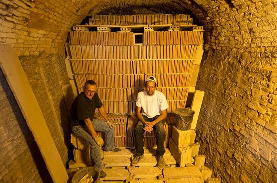 Ateliers du musée de la céramique Terra Rossa à Salernes : four. Photo Moirenc