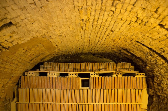 Ateliers du musée de la céramique Terra Rossa à Salernes : four